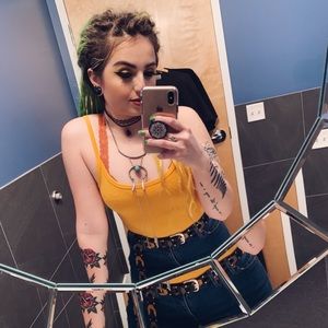 Meet your Posher, Cassi